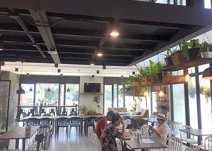 Baan Mae Suvarnabhumi Airport Apartment