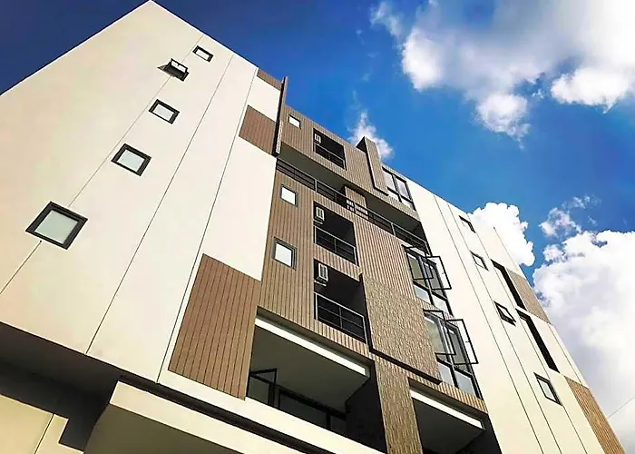 Baan Mae Suvarnabhumi Airport Apartment